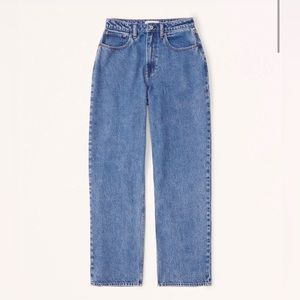 Abercrombie High Rise Loose Jean (Curve Love) - 31S